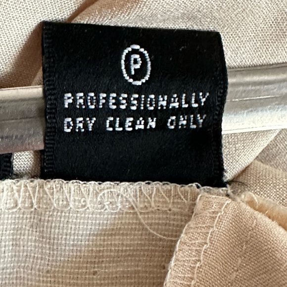 DKNY SILK Button Down SKIRT Size 12 Cream/Subtle Yellow Tone PLEATED Business - Picture 6 of 16